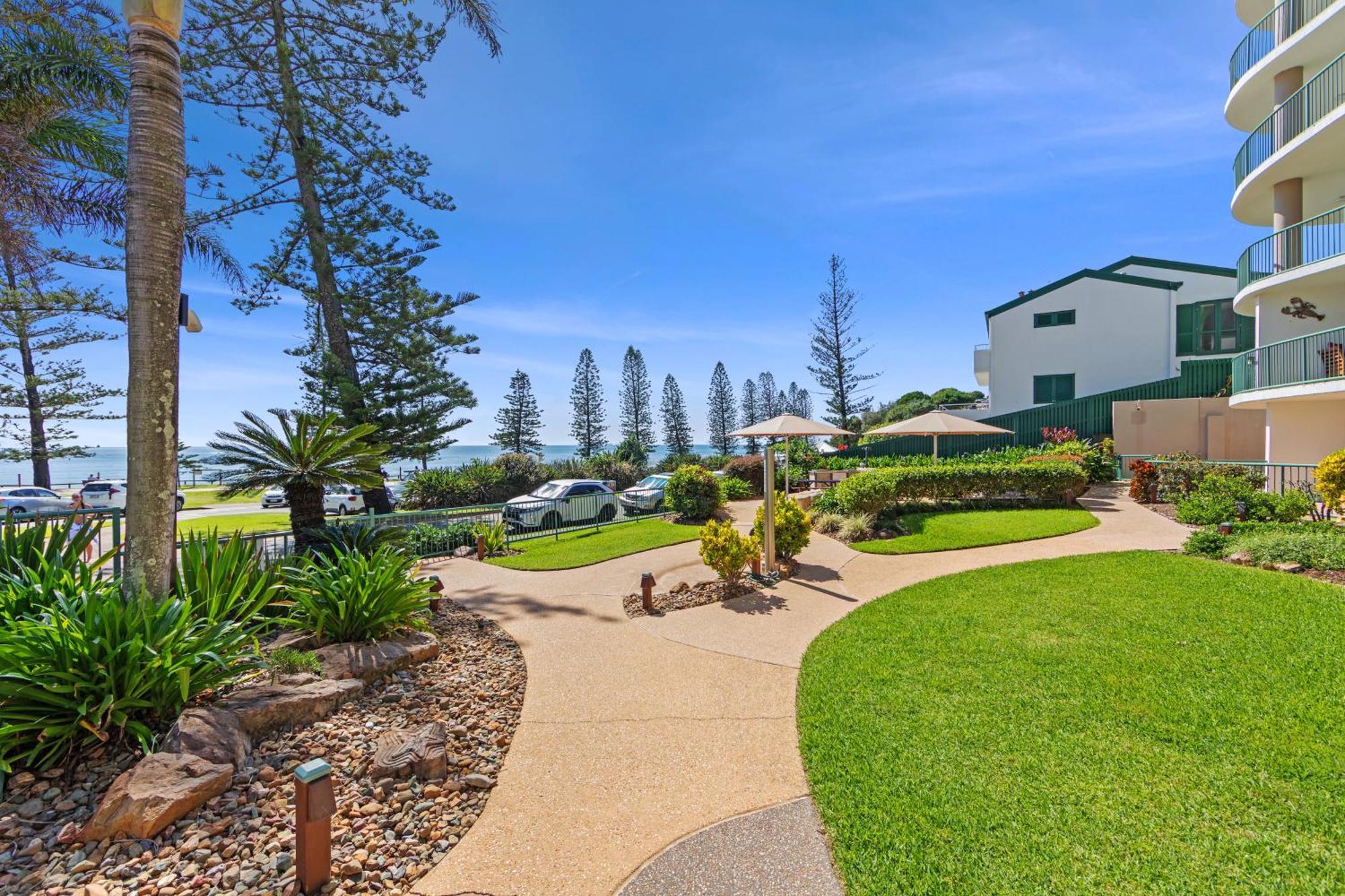 The Norfolks On Moffat Beach Caloundra Exterior foto