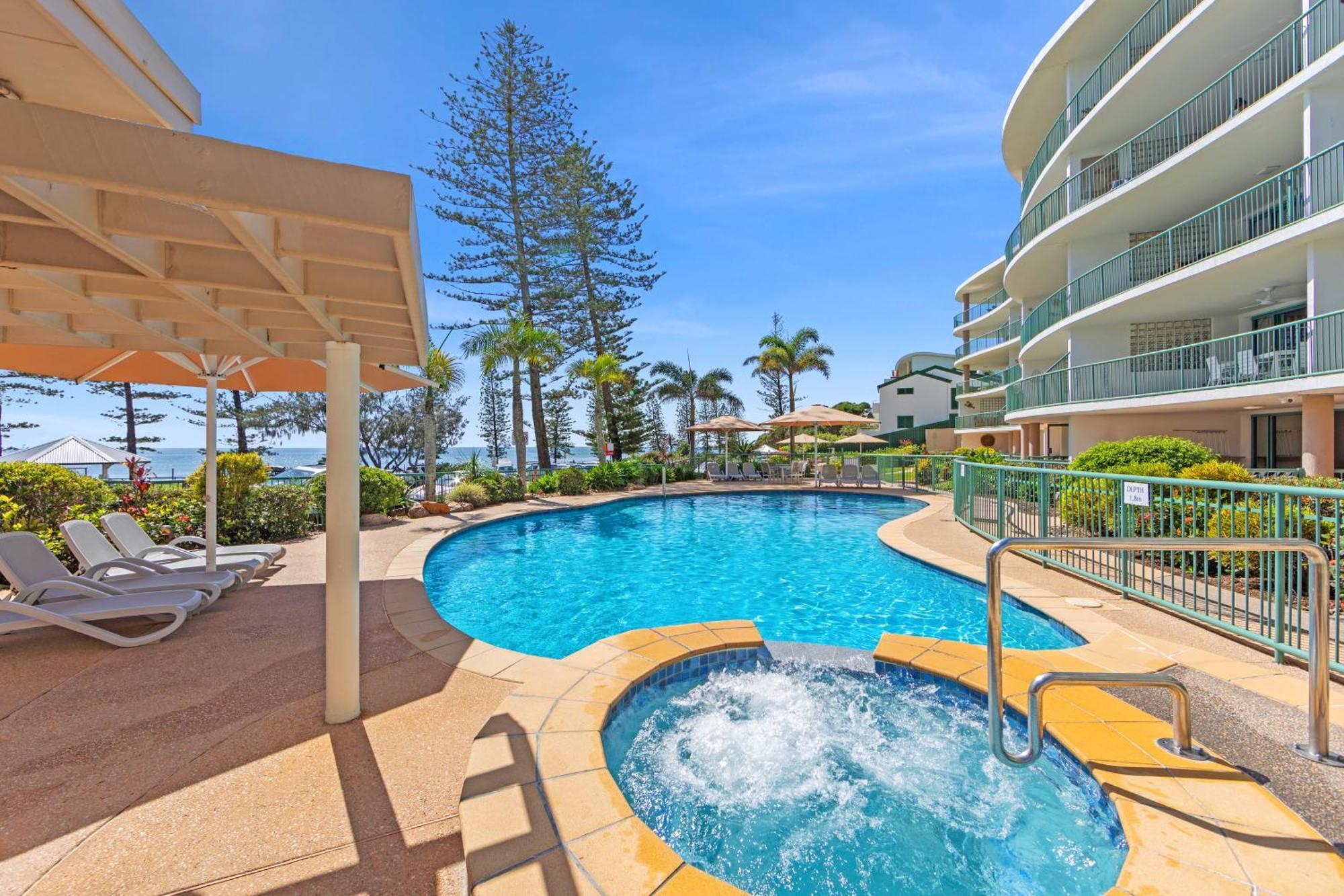 The Norfolks On Moffat Beach Caloundra Exterior foto