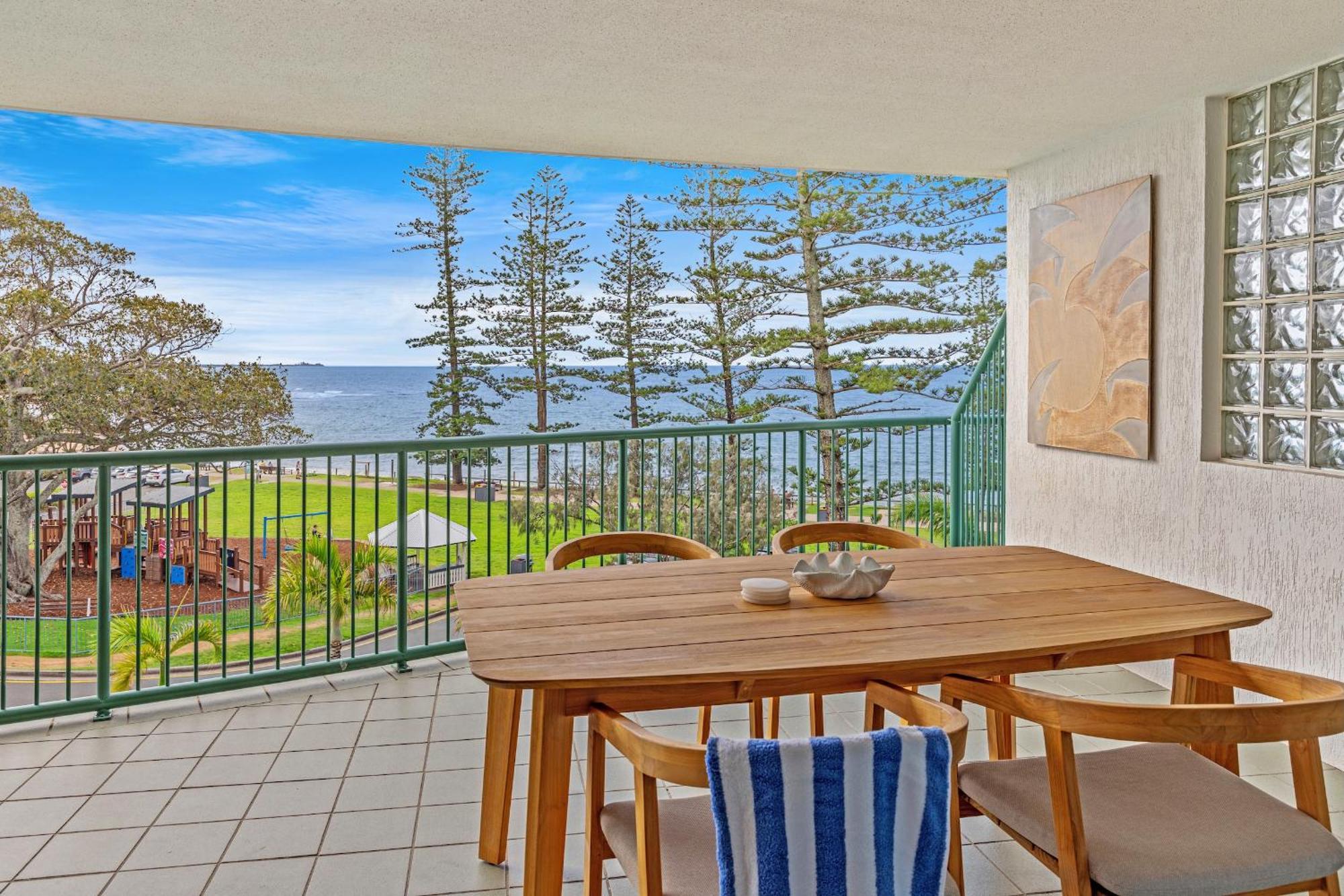 The Norfolks On Moffat Beach Caloundra Zimmer foto