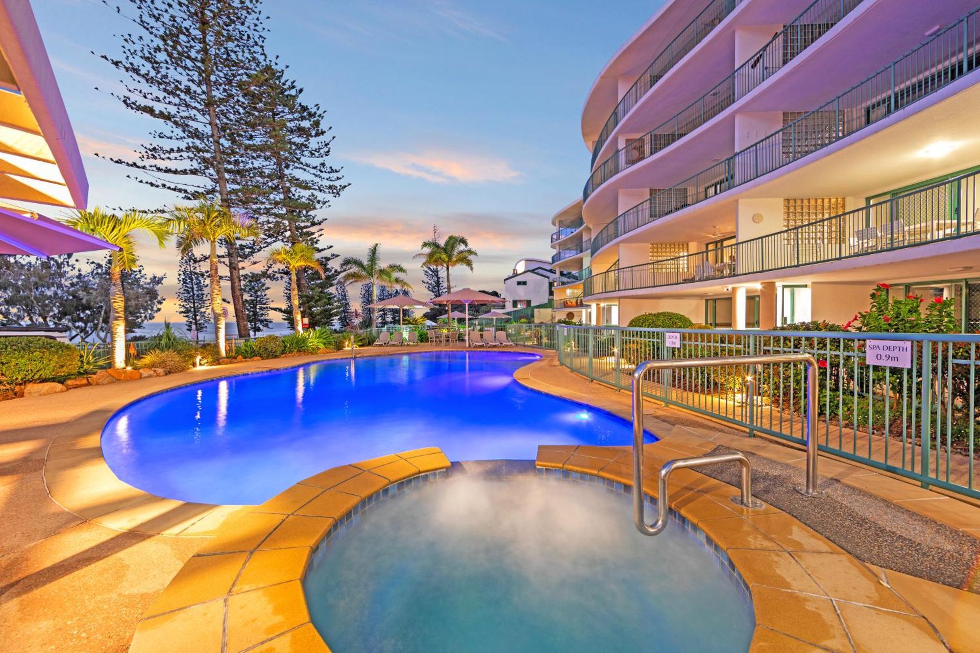 The Norfolks On Moffat Beach Caloundra Exterior foto