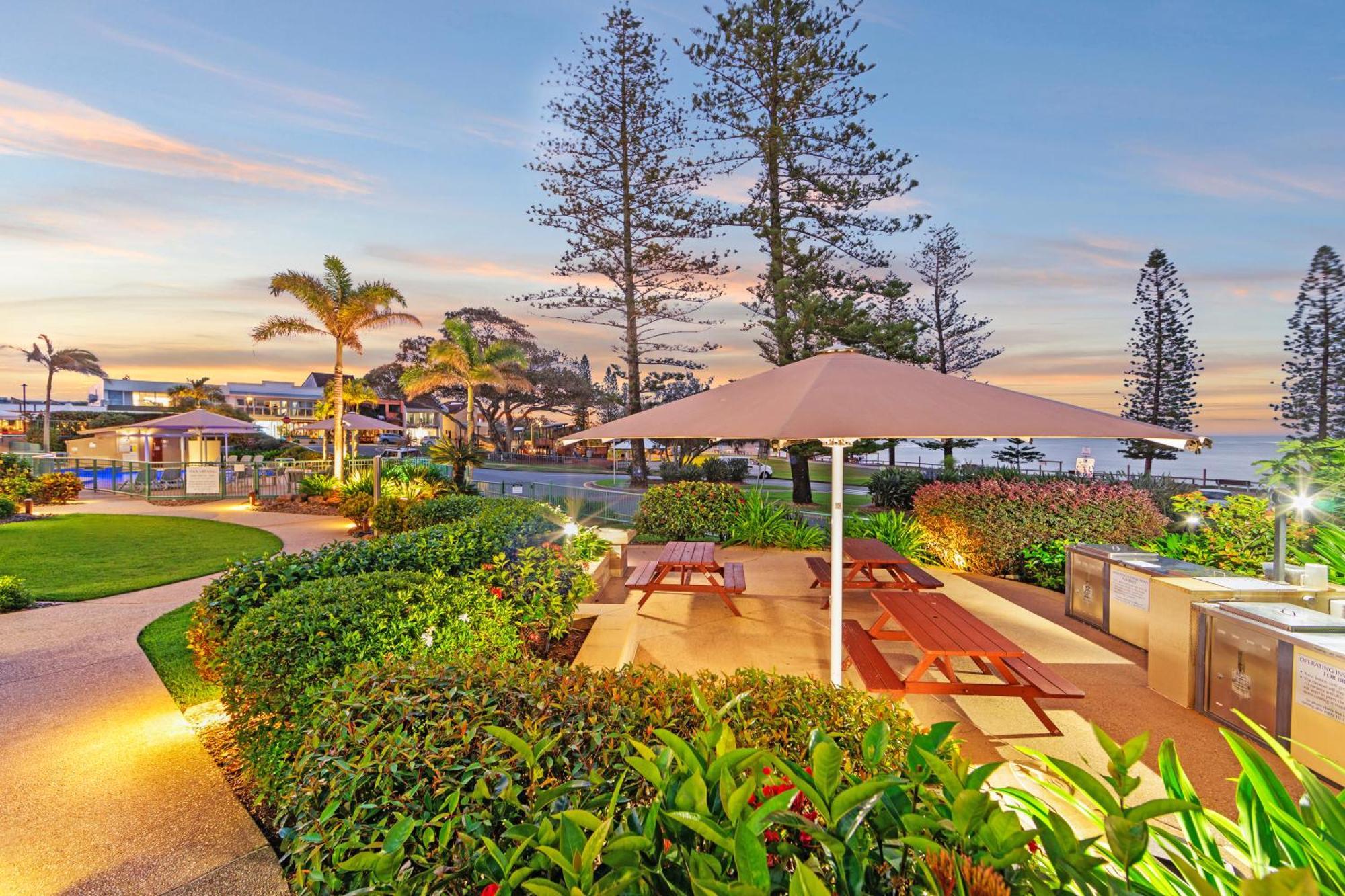 The Norfolks On Moffat Beach Caloundra Exterior foto